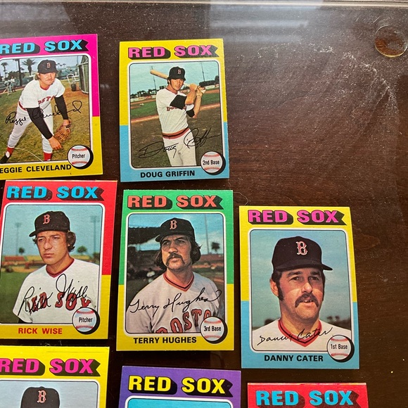 ❤️SOLD❤️1975 TOPPS MINI BOSTON RED SOX TEAM LOT 23 CARDS ERNIE BANKS LUIS TIANT - Picture 9 of 15